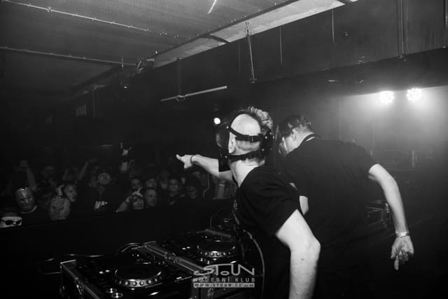 Fotografie z akce: No!se w/ Hallucinator (IT)