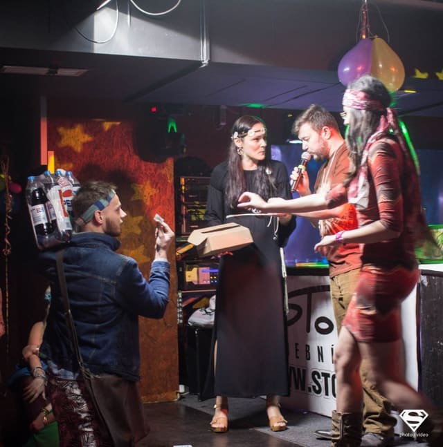 Fotografie z akce: NAROZENINOVÝ PLES - 21 LET - HIPPIE STYL