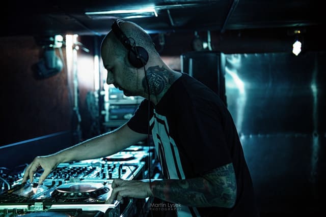Fotografie z akce: NO!SE w/ FORBIDDEN SOCIETY