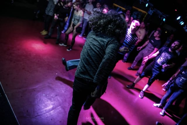Fotografie z akce: RESONANCE WITH A.RENWICK (UK/HN)