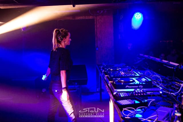 Fotografie z akce: Beats for Love X-Mas w/ Lucca & Chris Sadler