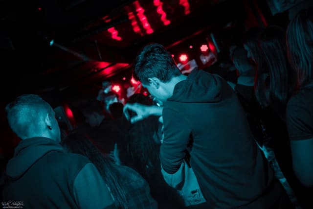 Fotografie z akce: Bass Invasion - Trident Festival Warm Up