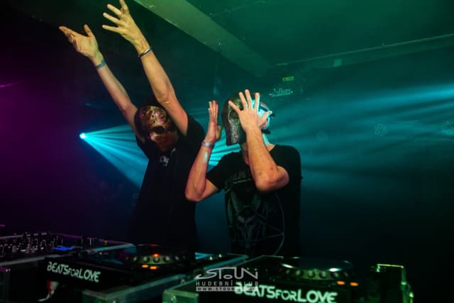 Fotografie z akce: No!se w/ Hallucinator (IT)