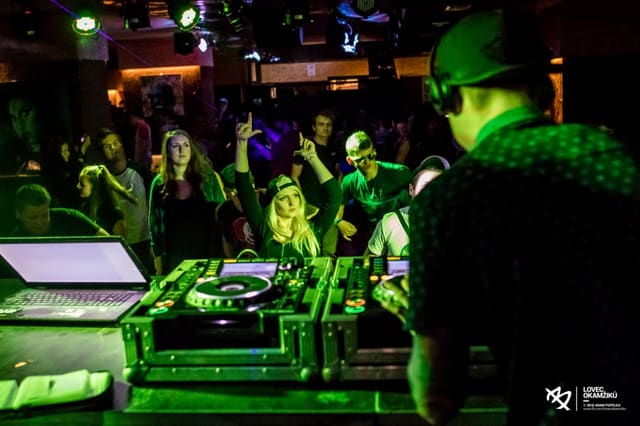 Fotografie z akce: NO!SE w/ MIND VORTEX (UK)