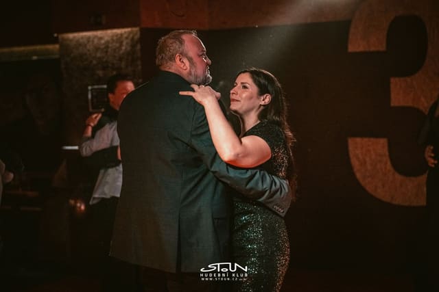 Fotografie z akce: Narozeninový ples STOUNu - 31 let