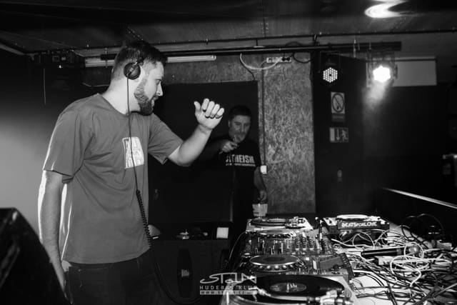 Fotografie z akce: No!se w/ Hrr.nec & Mc Vaant
