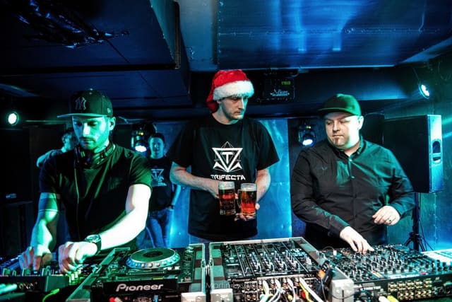 Fotografie z akce: Resonance 2 w/ Nemesys & Rob Nash
