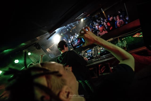 Fotografie z akce: Bass Invasion w/Ghostbusters CZ