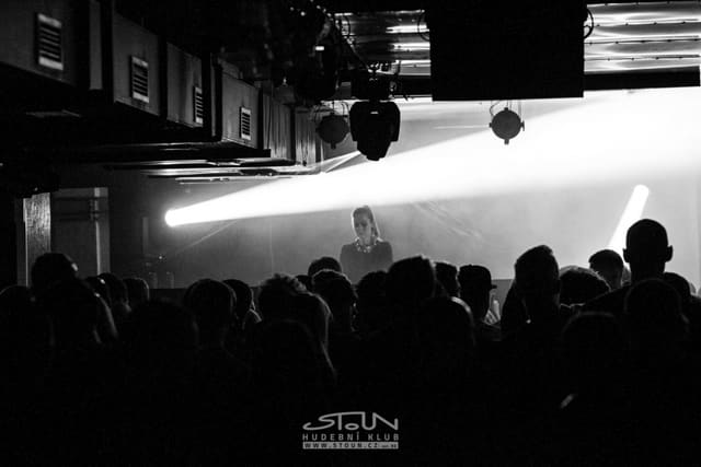 Fotografie z akce: Beats for Love X-Mas w/ Lucca & Chris Sadler