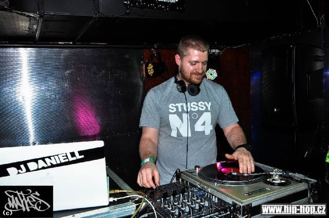 Fotografie z akce: AK - SERGEI BARRACUDA / PASTOR / DJ BUSSY