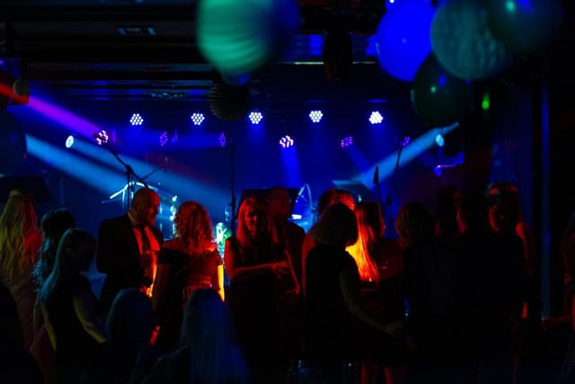 Fotografie z akce: Narozeninový ples Stounu - 25 let