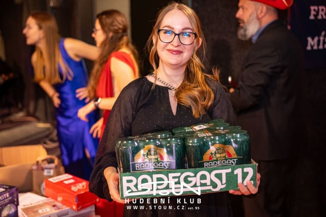 Fotografie z akce: Narozeninový ples - 30 let