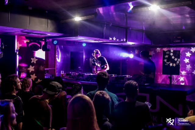 Fotografie z akce: NO!SE w/ MIND VORTEX (UK)