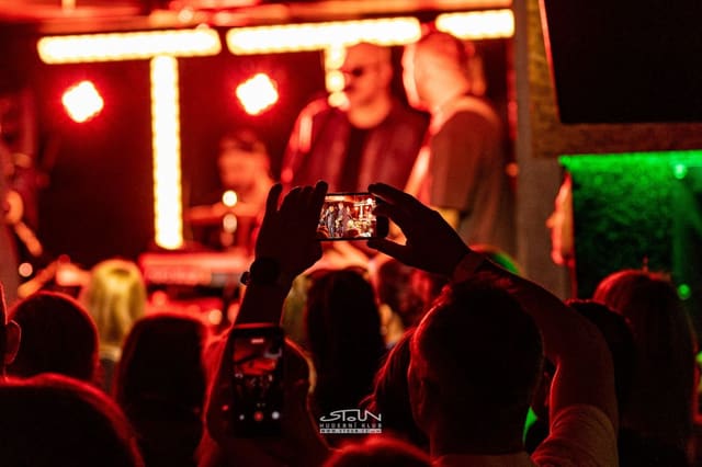 Fotografie z akce: Michal Hrůza X Imodium
