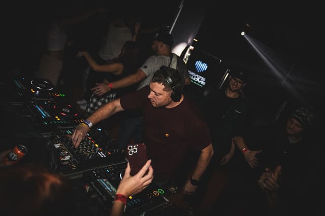 Fotografie z akce: Last Invasion 360 w/ Tony Terra