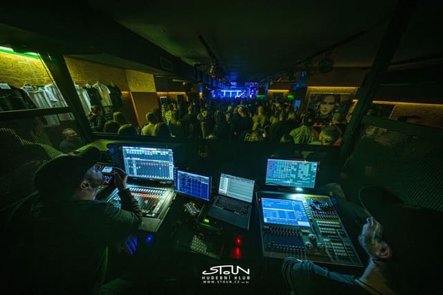 Fotografie z akce: Kateřina Marie Tichá & Bandjeez