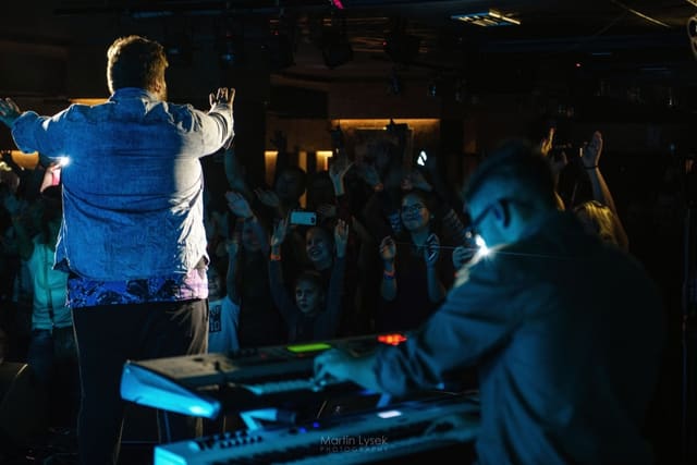 Fotografie z akce: Jakub Děkan & band