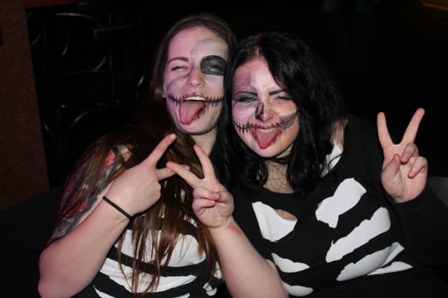 Fotografie z akce: HALLOWEEN GOODWILL PARTY