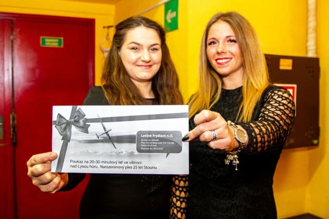 Fotografie z akce: Narozeninový ples Stounu - 25 let