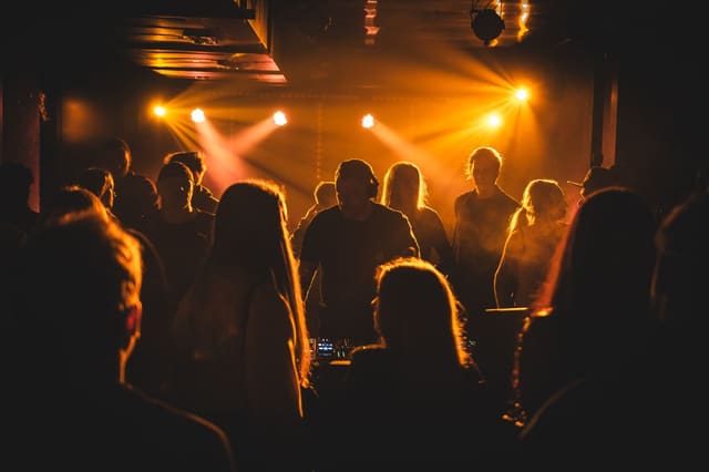 Fotografie z akce: Last Invasion 360 w/ Dj Pixie