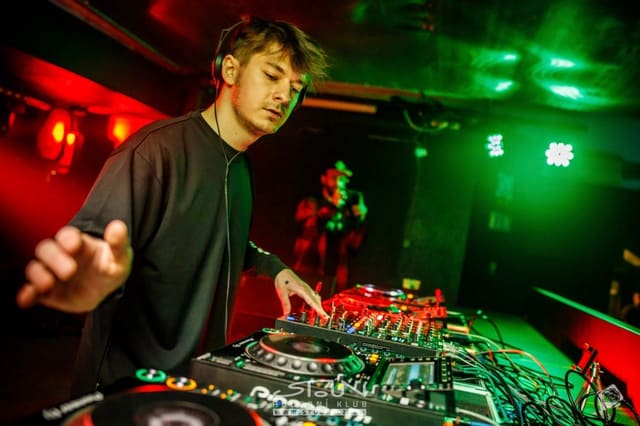 Fotografie z akce: Gunfingers pres. Lock'n'Load w/ ZIGI SC