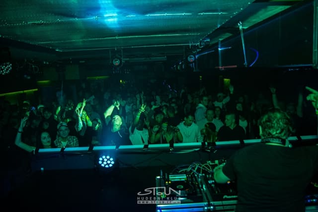 Fotografie z akce: Beats for Love X-Mas w/ Lucca & Chris Sadler