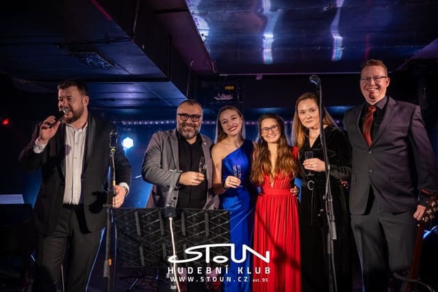 Fotografie z akce: Narozeninový ples - 30 let
