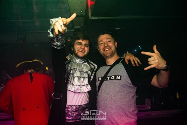Fotografie z akce: Bass Invasion - carnival edition