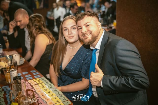Fotografie z akce: Narozeninový ples STOUNu - 31 let