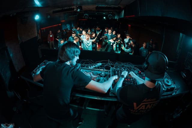 Fotografie z akce: Bass Invasion - Trident Festival Warm Up