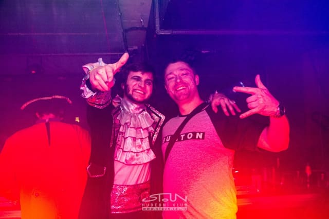 Fotografie z akce: Bass Invasion - carnival edition