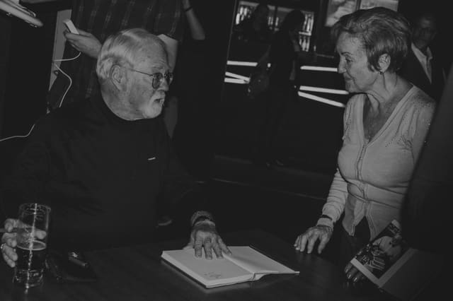 Fotografie z akce: LISTOVÁNÍ S ROBERTEM FULGHUMEM