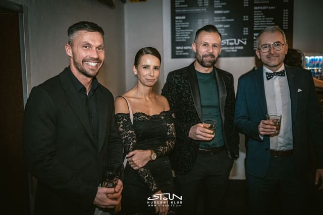 Fotografie z akce: Narozeninový ples STOUNu - 31 let