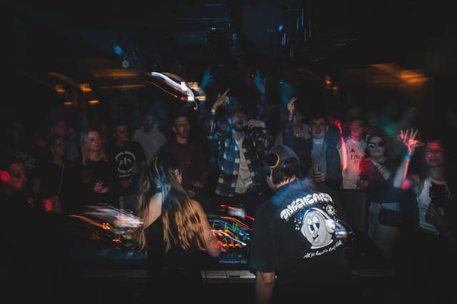 Fotografie z akce: Last Invasion 360 w/ Dj Pixie