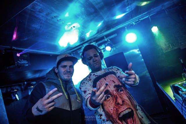 Fotografie z akce: No!se w/ John B (UK)