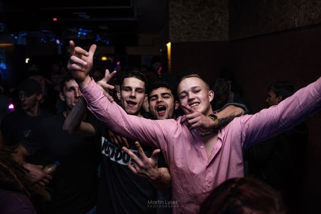 Fotografie z akce: NO!SE w/ FORBIDDEN SOCIETY