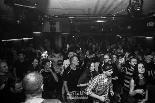 Fotografie z akce: Beats for Love X-Mas w/ Lucca & Chris Sadler
