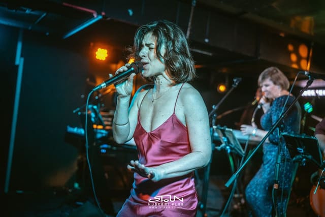 Fotografie z akce: Narozeninový ples STOUNu - 31 let
