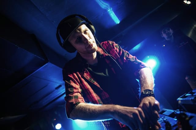 Fotografie z akce: Resonance 2 w/ Nemesys & Rob Nash