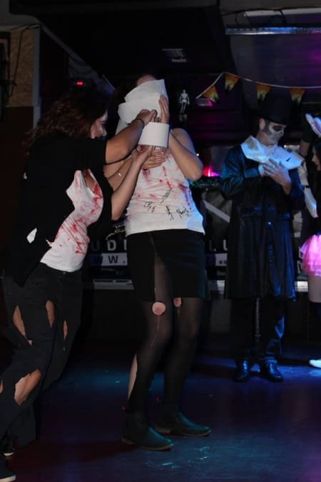 Fotografie z akce: HALLOWEEN GOODWILL PARTY