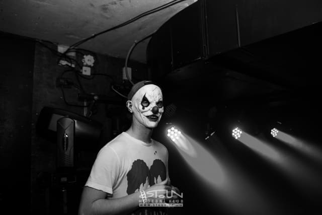 Fotografie z akce: Bass Invasion - carnival edition