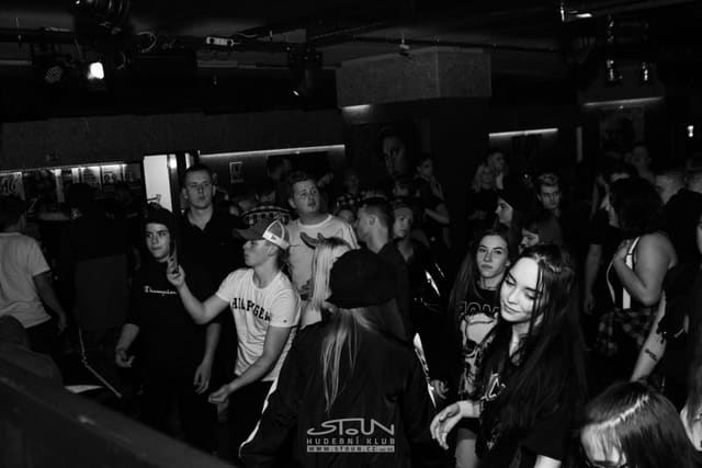 Fotografie z akce: No!se w/ Hrr.nec & Mc Vaant