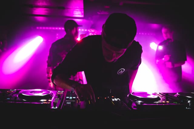 Fotografie z akce: No!se w/ CIRCADIAN (UK)