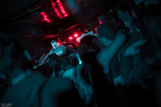 Fotografie z akce: Bass Invasion - Trident Festival Warm Up