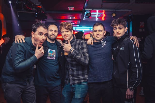 Fotografie z akce: No!se w/ Akira