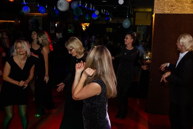 Fotografie z akce: Narozeninový ples Stounu - 25 let
