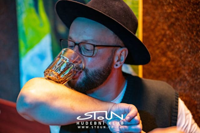 Fotografie z akce: Narozeninový ples - 30 let