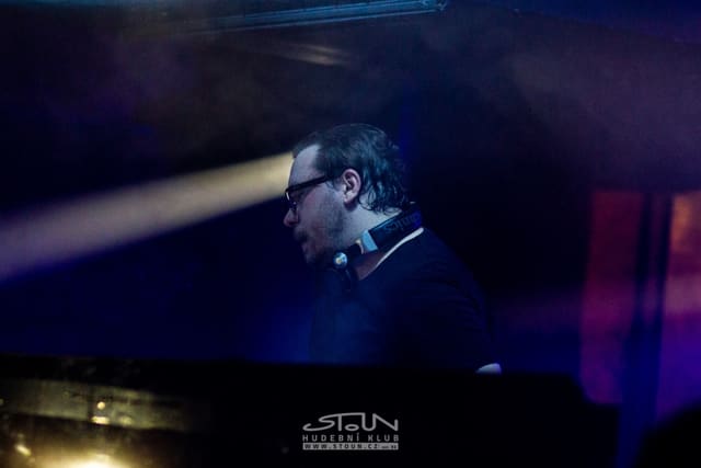 Fotografie z akce: Beats for Love X-Mas w/ Lucca & Chris Sadler