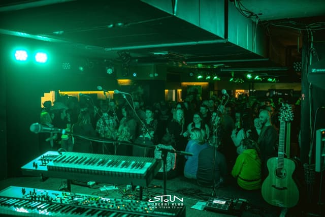 Fotografie z akce: Kateřina Marie Tichá & Bandjeez