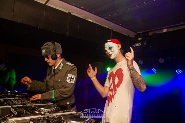 Fotografie z akce: Bass Invasion - carnival edition